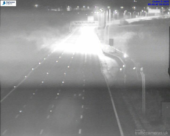 M25 135/7A J23-24 IR