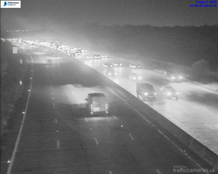 M25 141/3B J25-24 IR