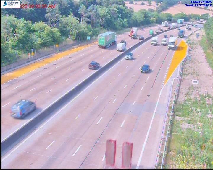 M25 142/4A J24-25 IR