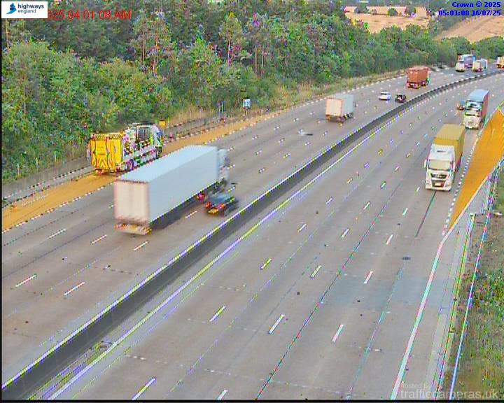 M25 142/4A J24-25 IR