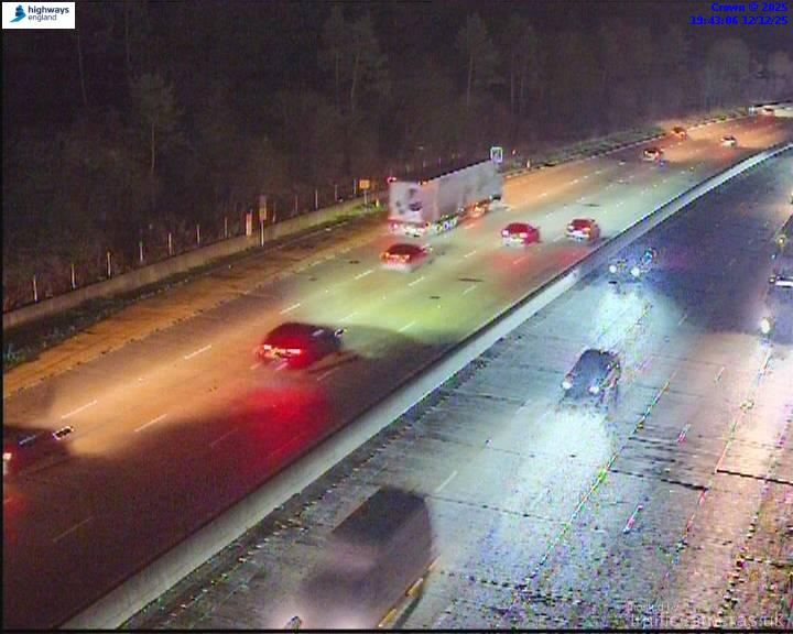 M25 142/4A J24-25 IR