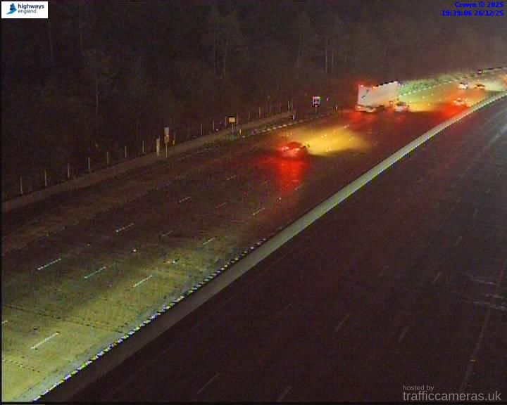 M25 142/4A J24-25 IR