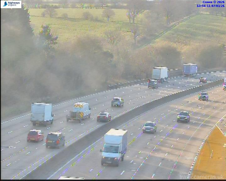 M25 142/4A J24-25 IR