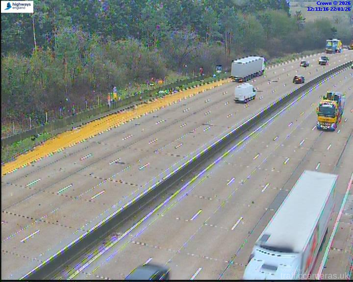 M25 142/4A J24-25 IR