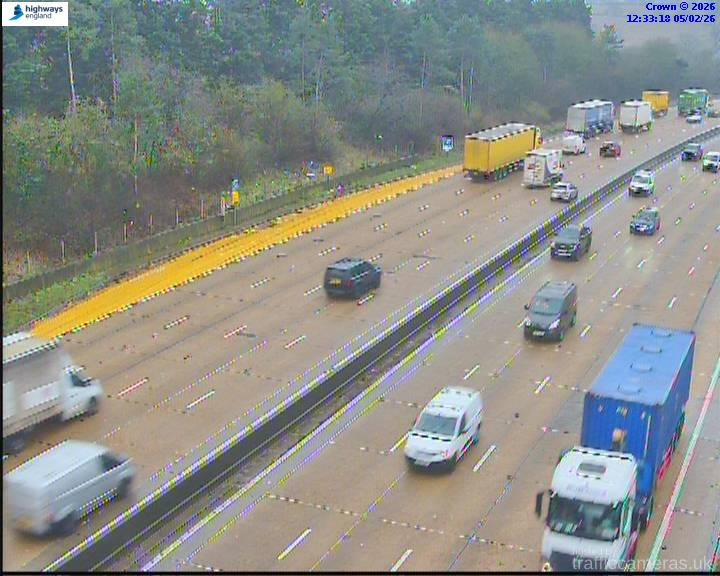 M25 142/4A J24-25 IR