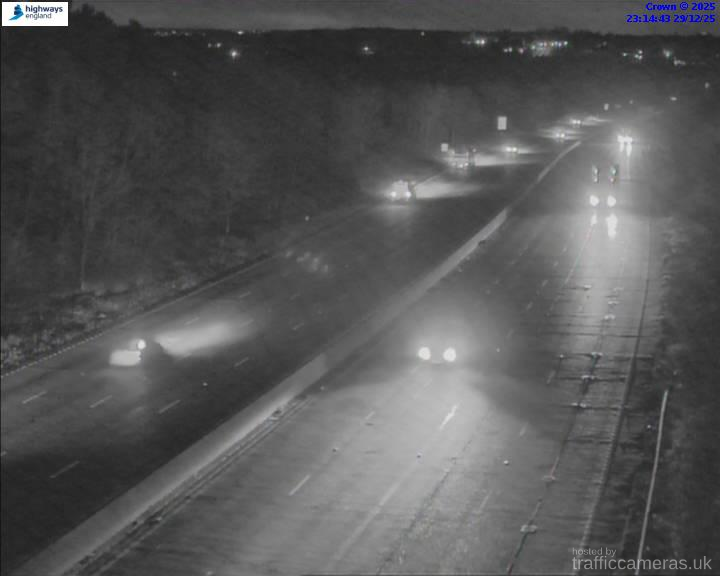 M25 144/5A J24-25 IR