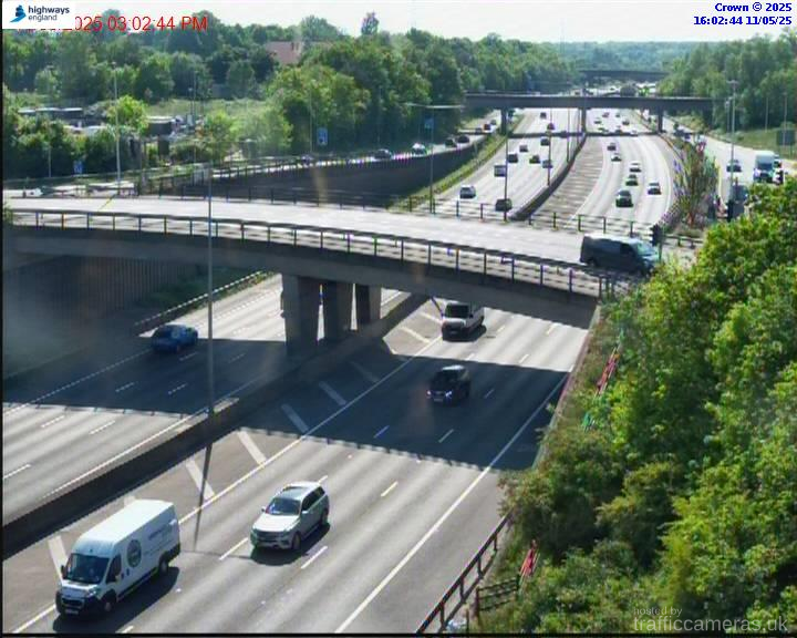 M25 147/1A J25
