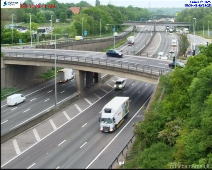 M25 147/1A J25