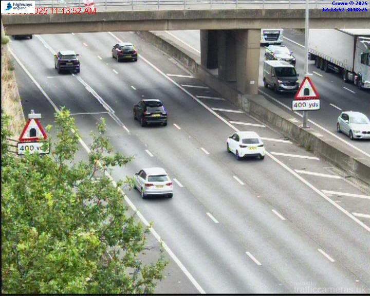 M25 147/1A J25