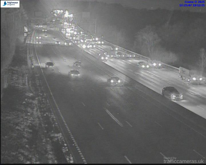 M25 156/4B+70 J27-26