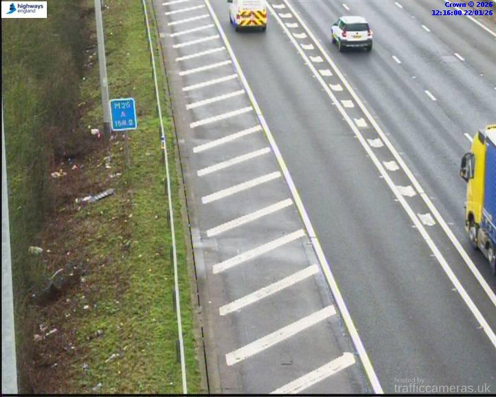 M25 158/7A+52 J26-27