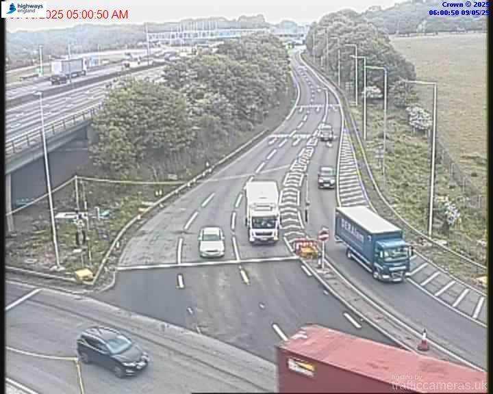 M25 172/3J J28