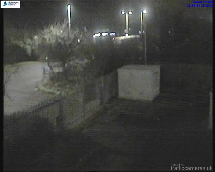 A1(M) Green Lanes Station