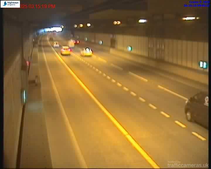 A1(M) 32/3A J3-4