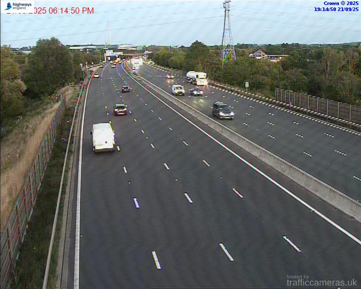 Latest CCTV Camera Feeds from the M4 Motorway Traffic Cameras UK