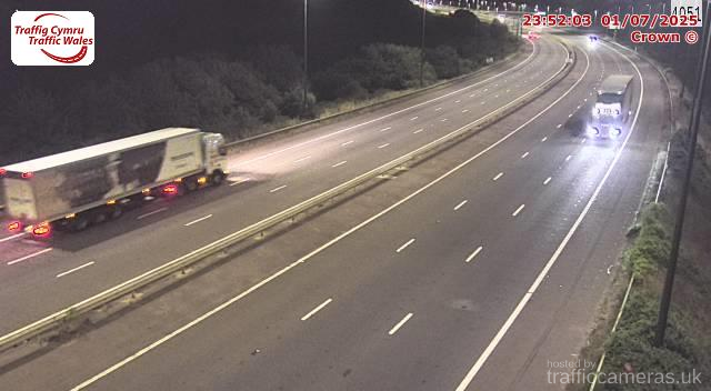 M4 - J22 - 23 Toll Plaza West