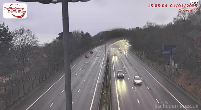 Latest CCTV Camera Feeds from the M4 Motorway - Traffic Cameras UK