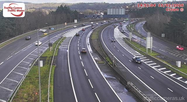 M4 - J25A Grove Park / A4042 (E)