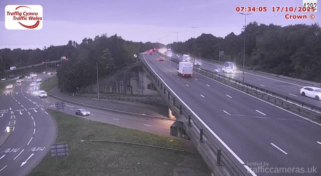 M4 - J28 Tredegar Park (W)