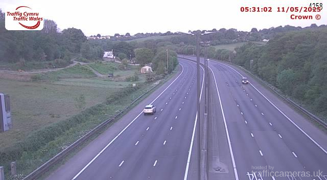 M4 - J29 Pound Hill (W)