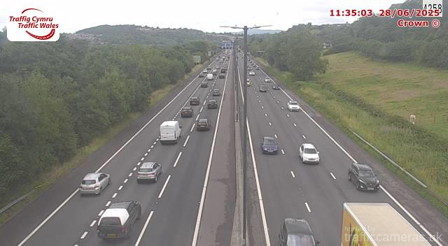 M4 - J29 Pound Hill (W)