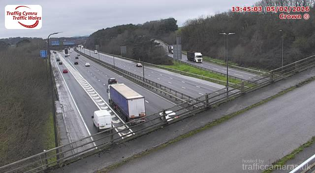 M4 - J29 Pound Hill (W)