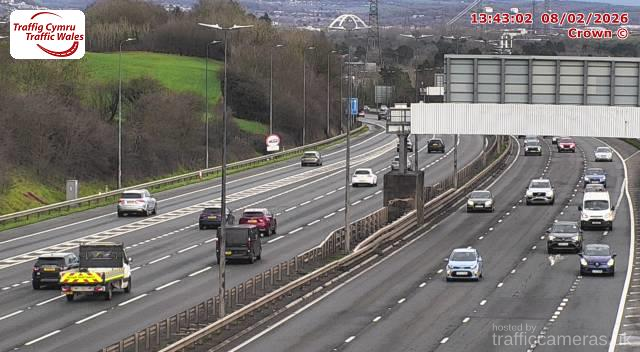 M4 - J29 Pound Hill (W)