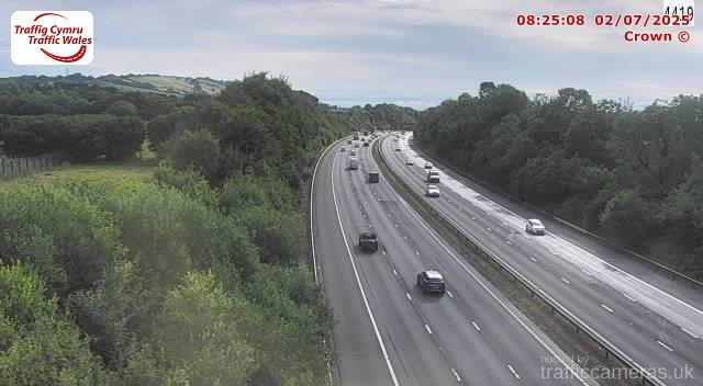 M4 - J30 - 32 Thornhill (W)