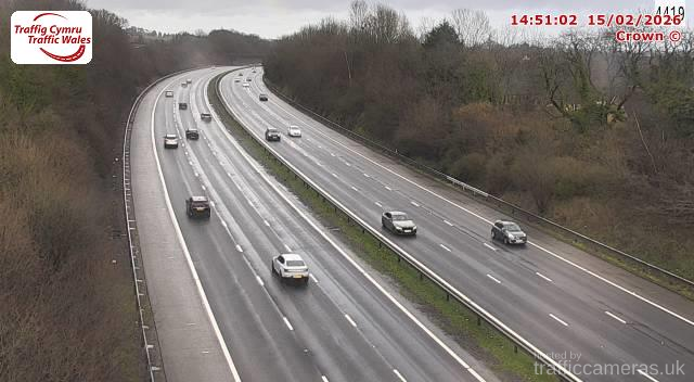 M4 - J30 - 32 Thornhill (W)