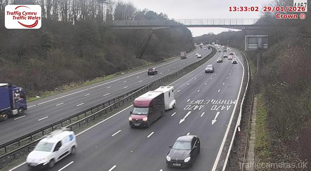 M4 - J33 - 32 Morganstown (E)