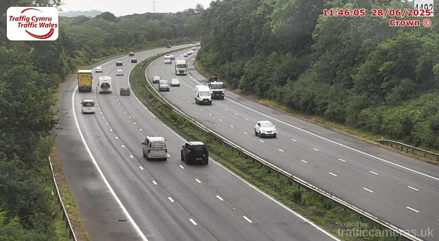 M4 - J32 - 33 Capel East
