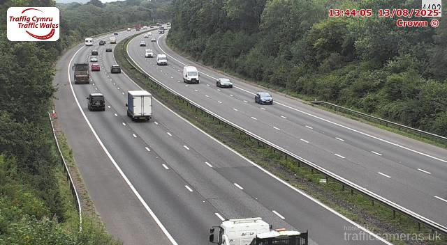 M4 - J32 - 33 Capel East
