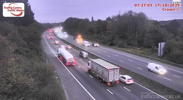 M4 - J32 - 33 Capel East