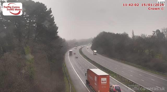 M4 - J32 - 33 Capel East