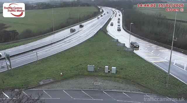 M4 - J33 Capel Llanilltern (W)