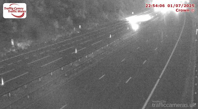 M4 - J33 West of Capel Llanilltern
