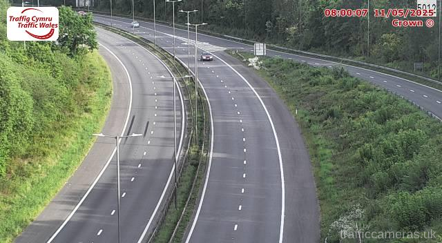 M4 - J44 Lon Las (E)