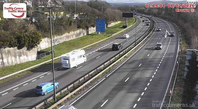 M4 - J44 Lon Las East (W)