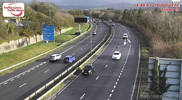 M4 - J44 Lon Las East (W)