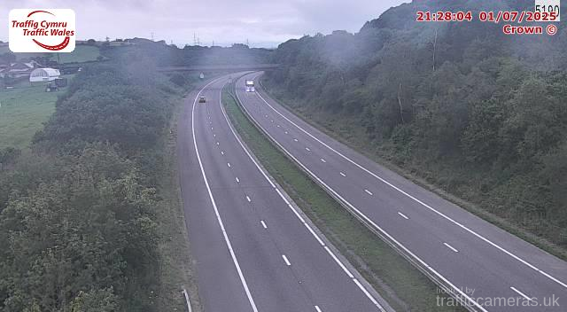M4 - J48 - 49 Dyffryn Farm
