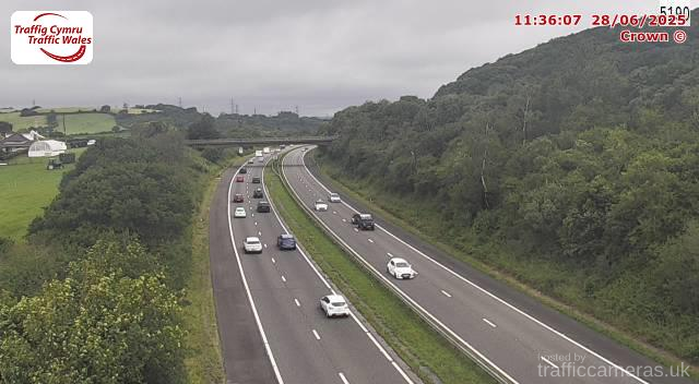 M4 - J48 - 49 Dyffryn Farm