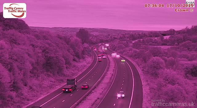 M4 - J48 - 49 Dyffryn Farm
