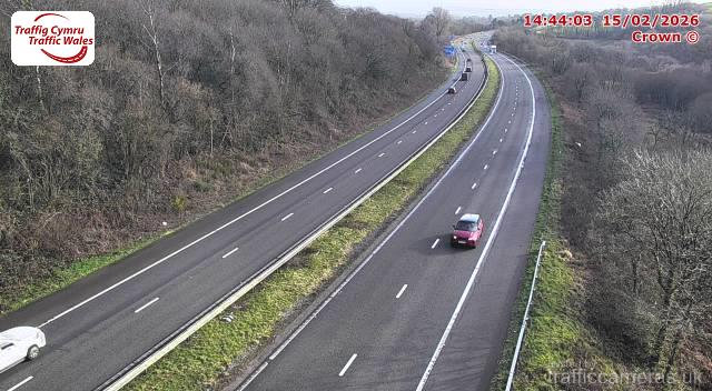 M4 - J48 - 49 Dyffryn Farm