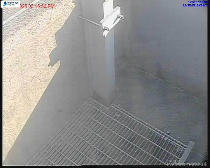 M6 302/4A J21 THELWALL