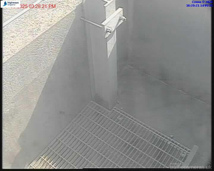 M6 302/4A J21 THELWALL