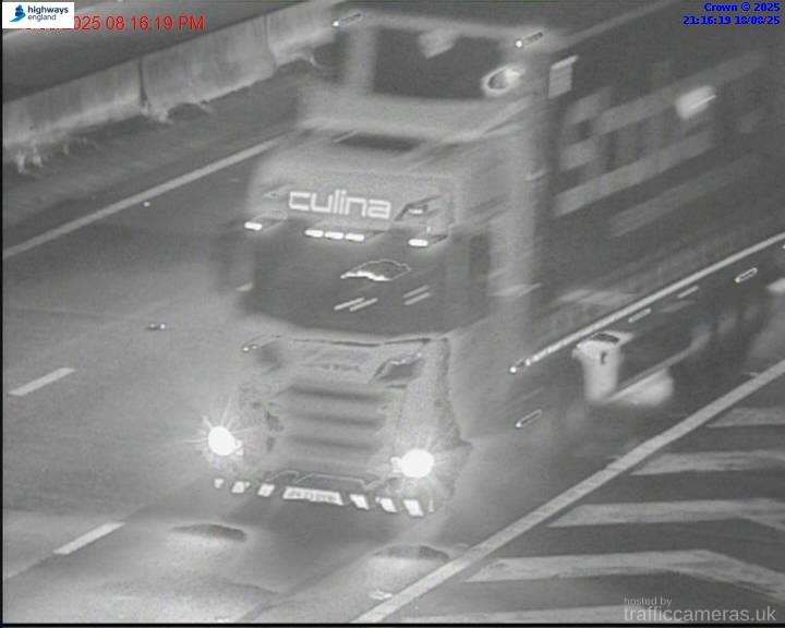 M6 260/5B J16