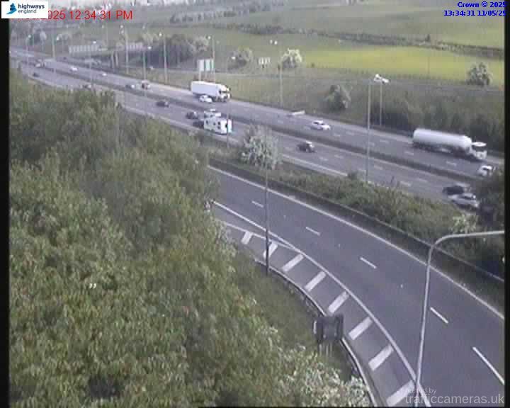 M62 64/7K J20 THORNHAM