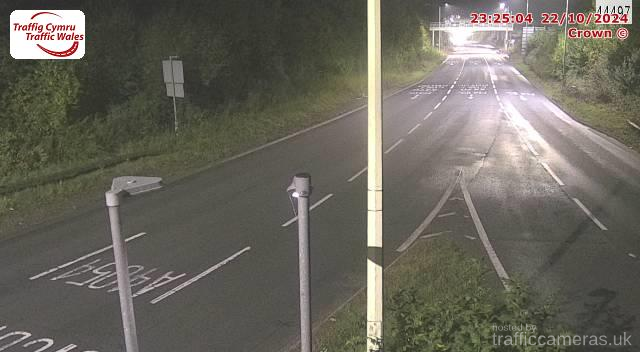 M4 - J32 Coryton E/B Onslip