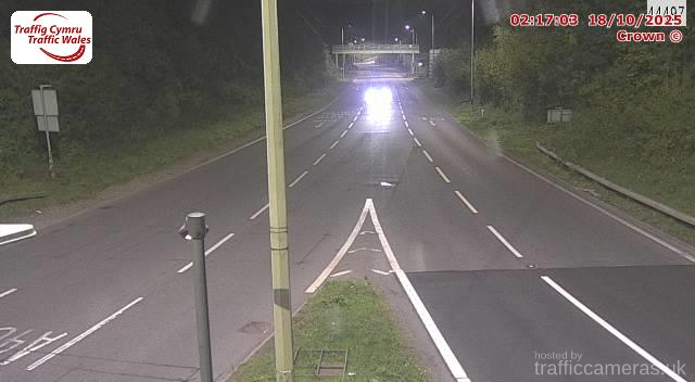 M4 - J32 Coryton E/B Onslip