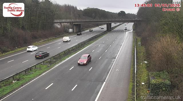 M4 - J33 Westbound Approach